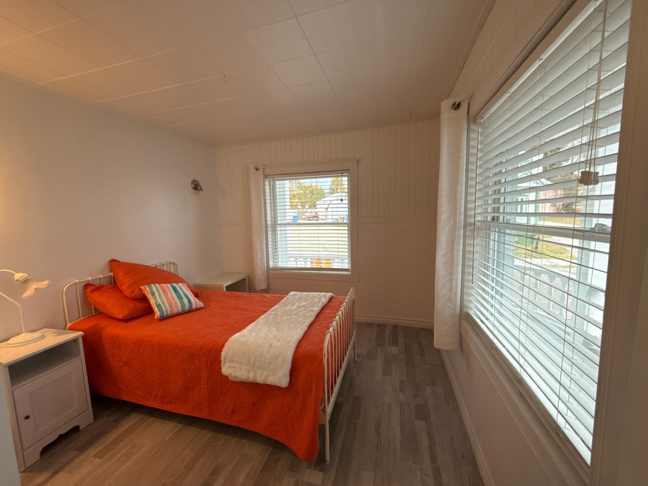 Chambre à coucher — 102 - 104 Rue St-Joseph, Baie-Saint-Paul