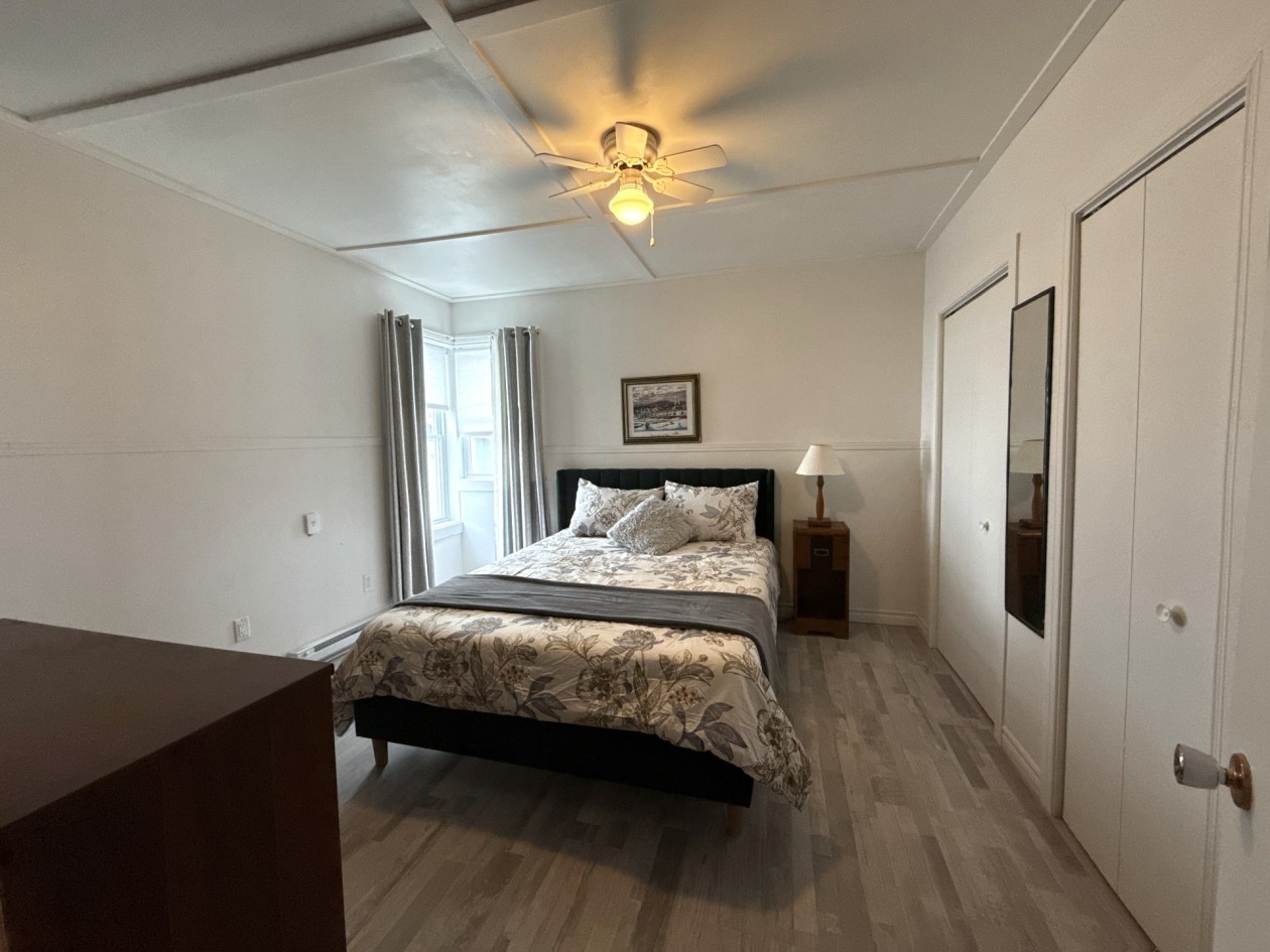 Chambre à coucher principale — 102 - 104 Rue St-Joseph, Baie-Saint-Paul