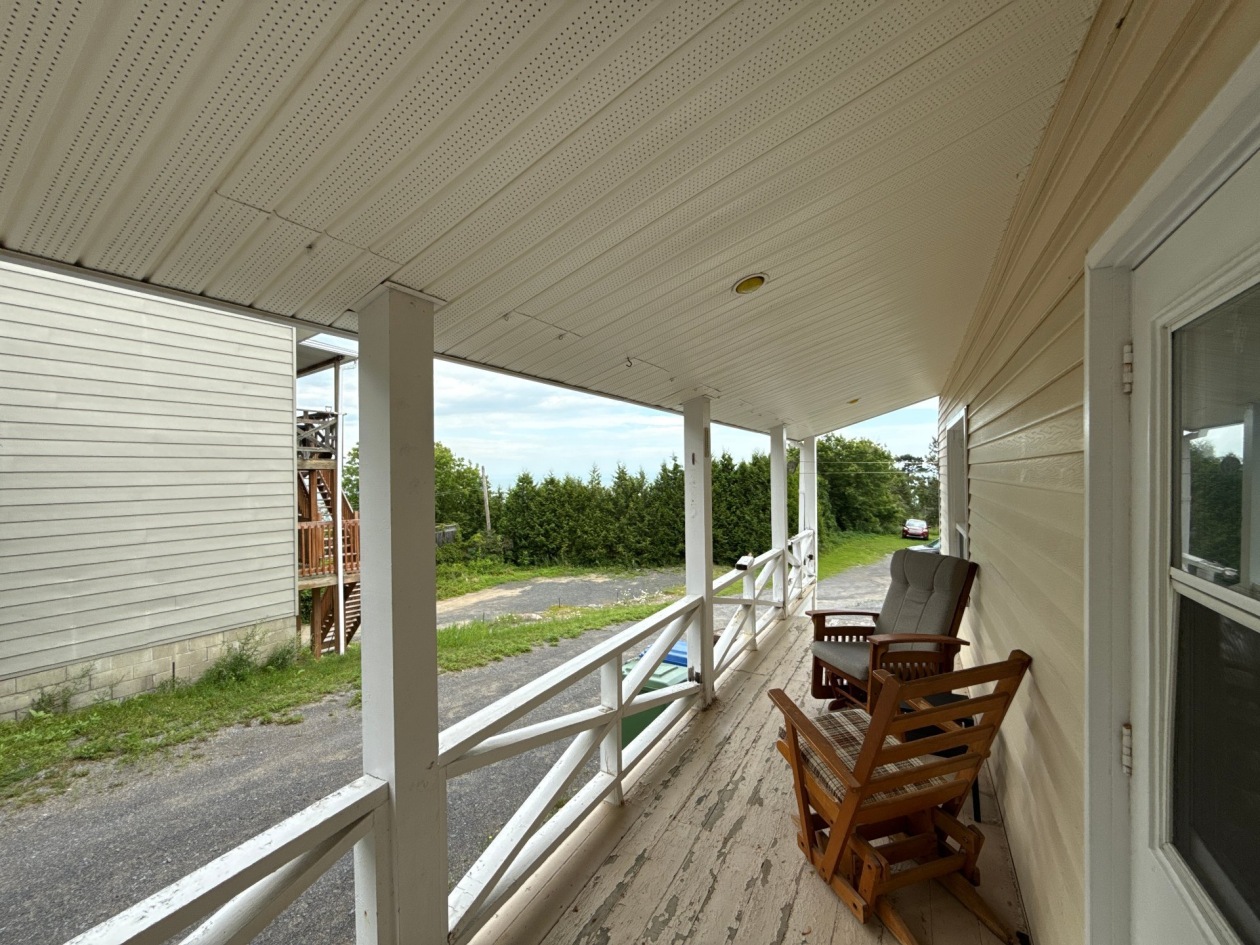 Balcon — 395 - 405 Côte Bellevue, La Malbaie