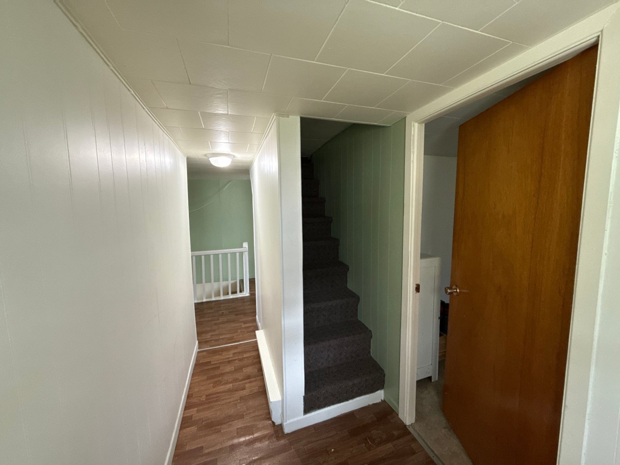 Corridor — 395 - 405 Côte Bellevue, La Malbaie