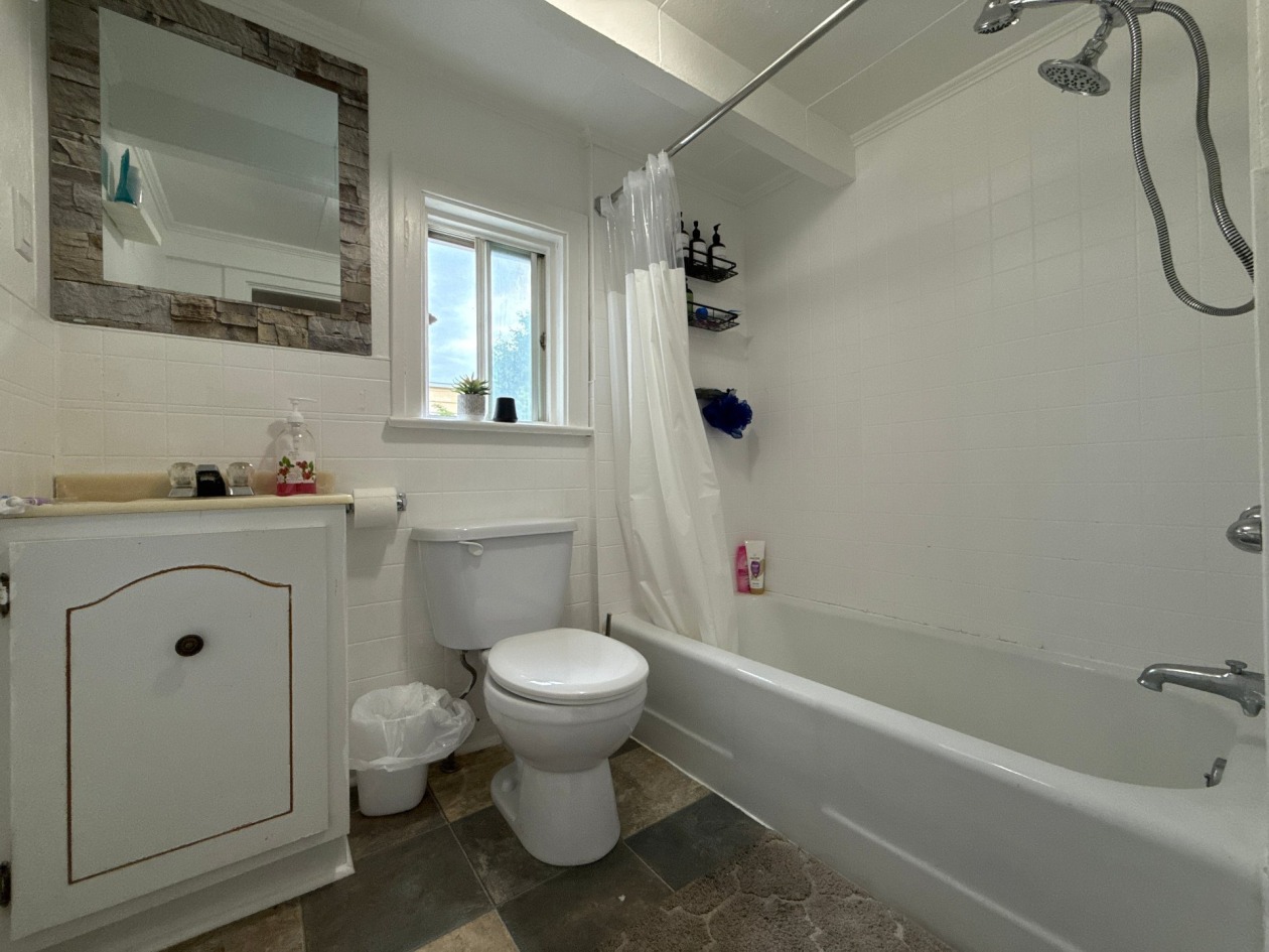 Salle de bains — 395 - 405 Côte Bellevue, La Malbaie
