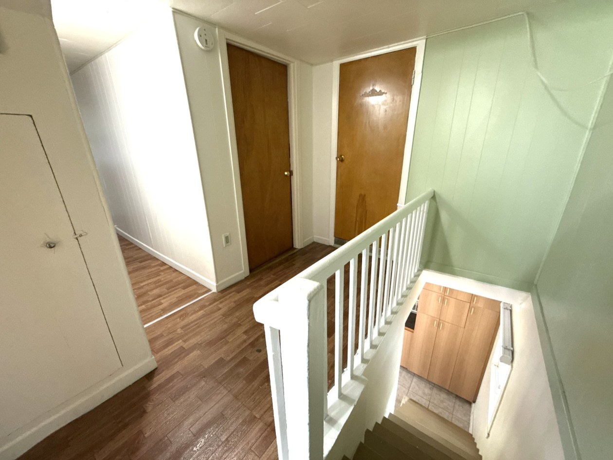 Corridor — 395 - 405 Côte Bellevue, La Malbaie