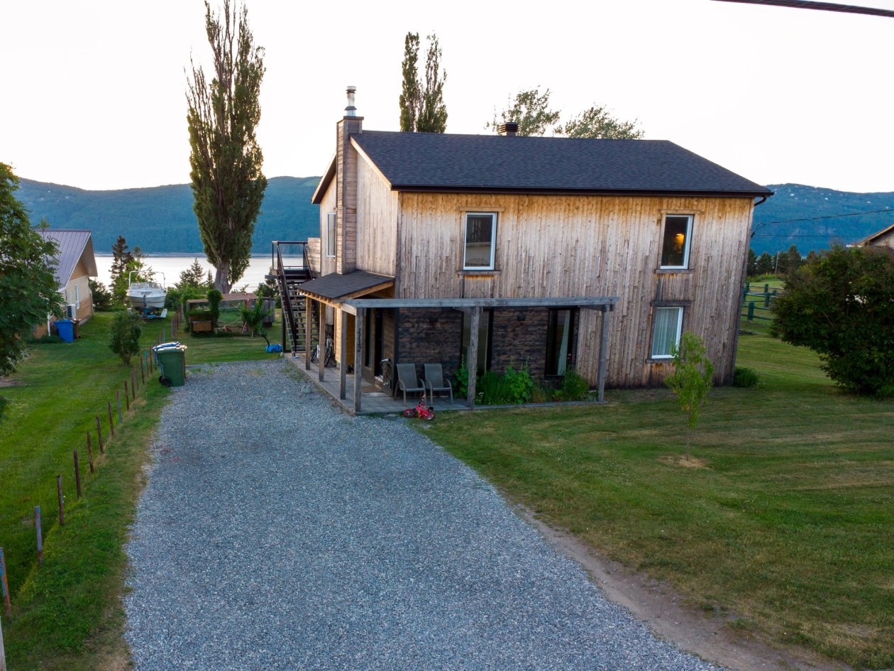 Façade — 1112 Ch. des Coudriers, L'Isle-aux-Coudres