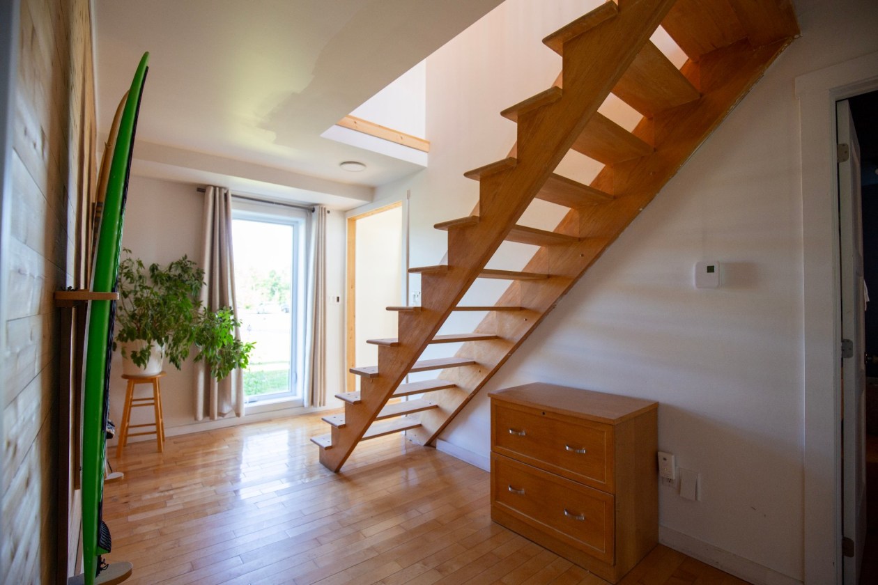 Escalier — 1112 Ch. des Coudriers, L'Isle-aux-Coudres