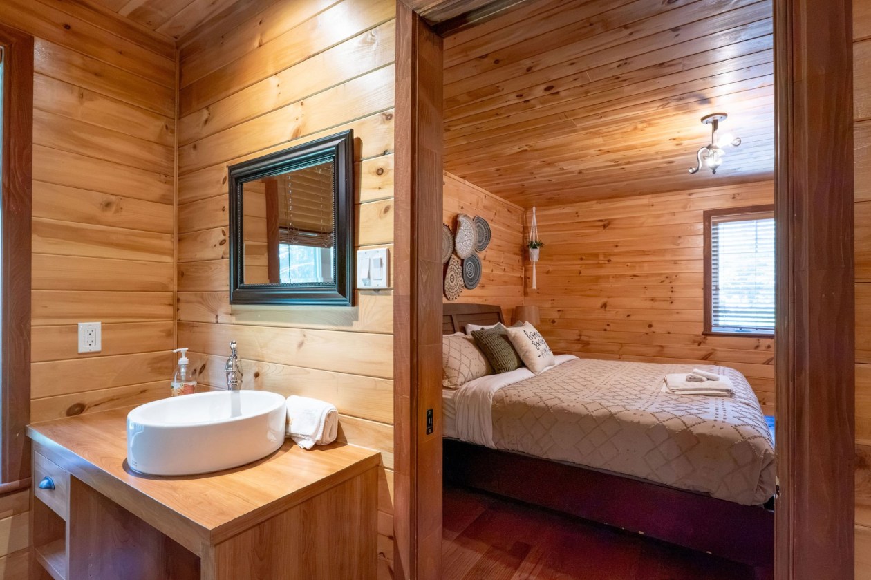 Salle de bains — 41 Ch. du Hameau, Petite-Rivière-Saint-François