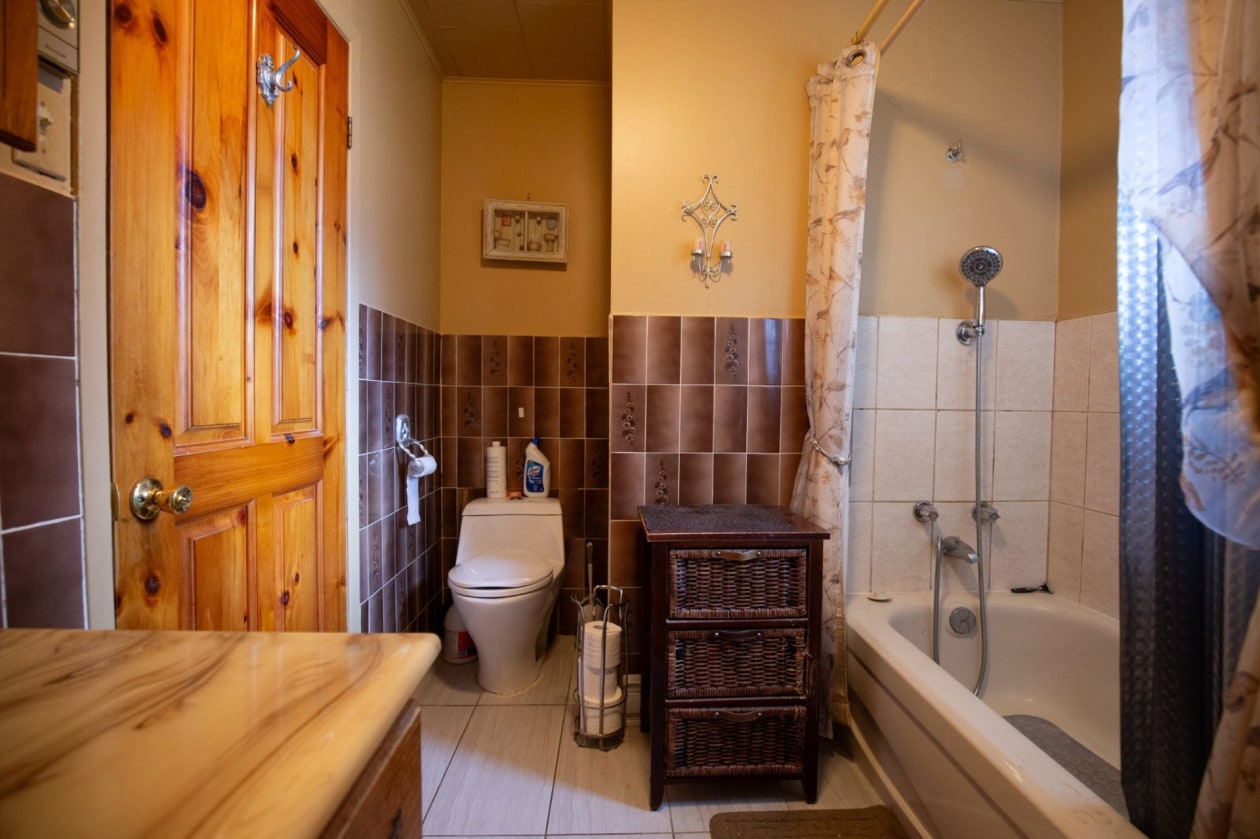 Salle de bains — 62 Rue Principale, Notre-Dame-des-Monts