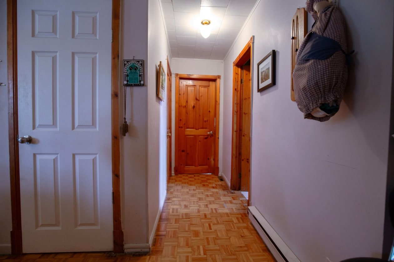 Corridor — 62 Rue Principale, Notre-Dame-des-Monts