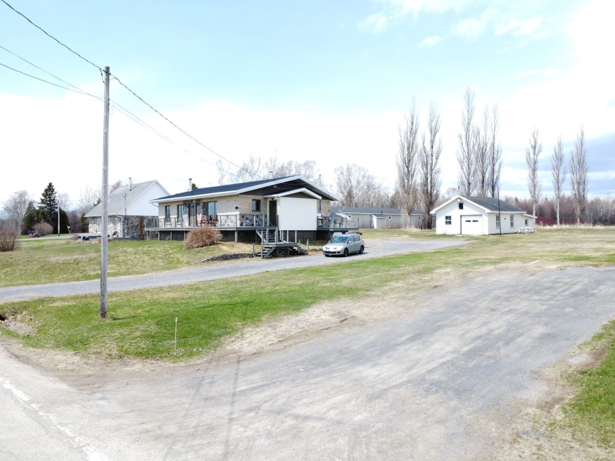 Façade — 341 Ch. de La Baleine, L'Isle-aux-Coudres