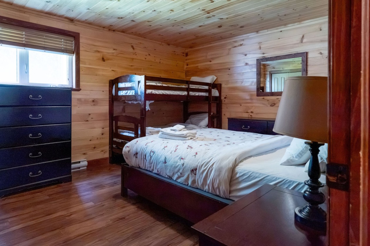 Chambre à coucher — 41 Ch. du Hameau, Petite-Rivière-Saint-François