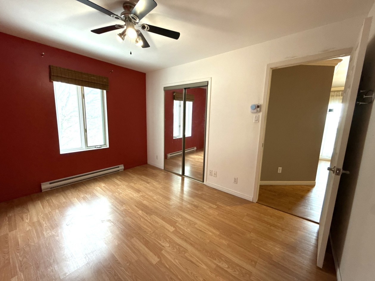 Chambre à coucher — 962Z - 962BZ, Petite-Rivière-Saint-François