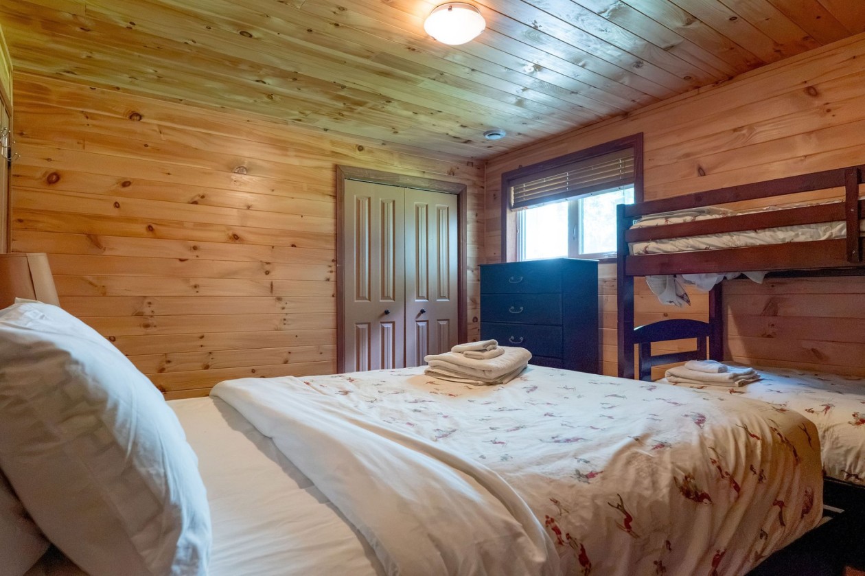 Chambre à coucher — 41 Ch. du Hameau, Petite-Rivière-Saint-François