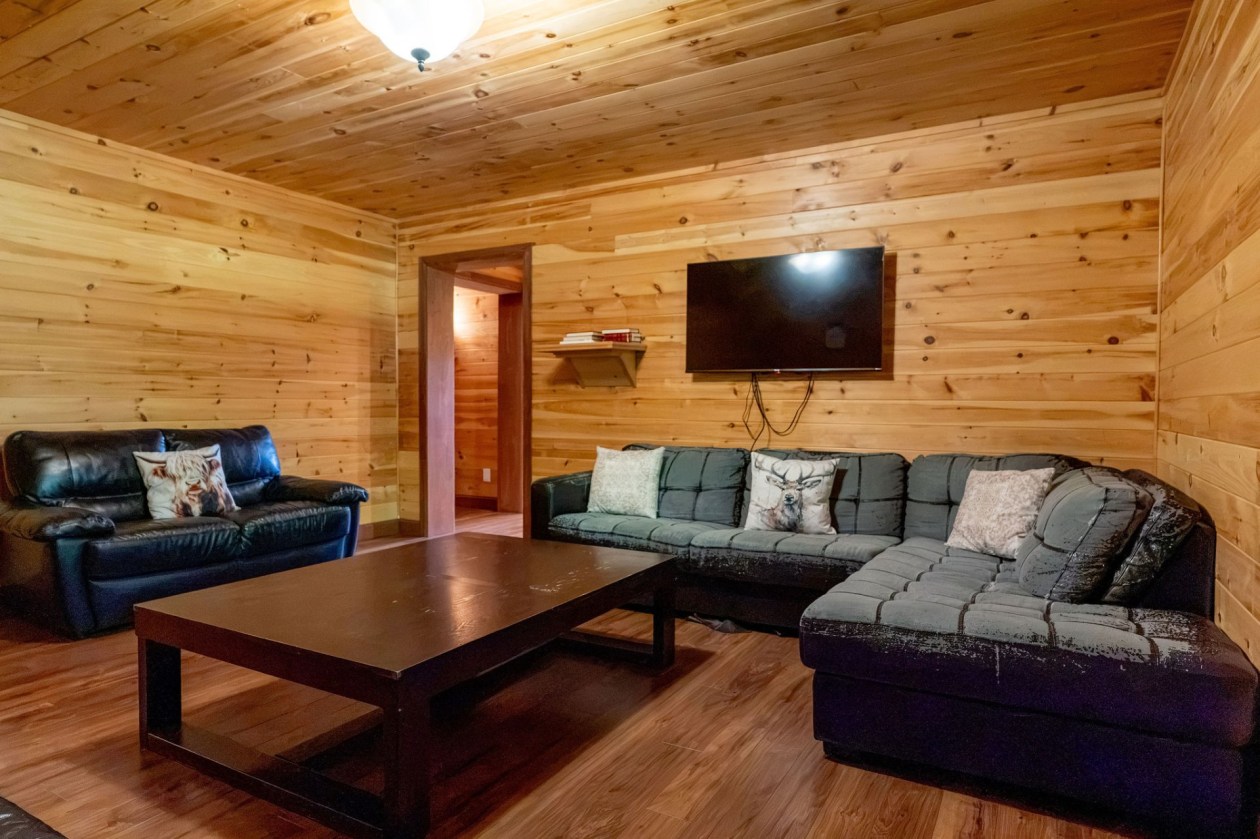 Salle familiale — 41 Ch. du Hameau, Petite-Rivière-Saint-François