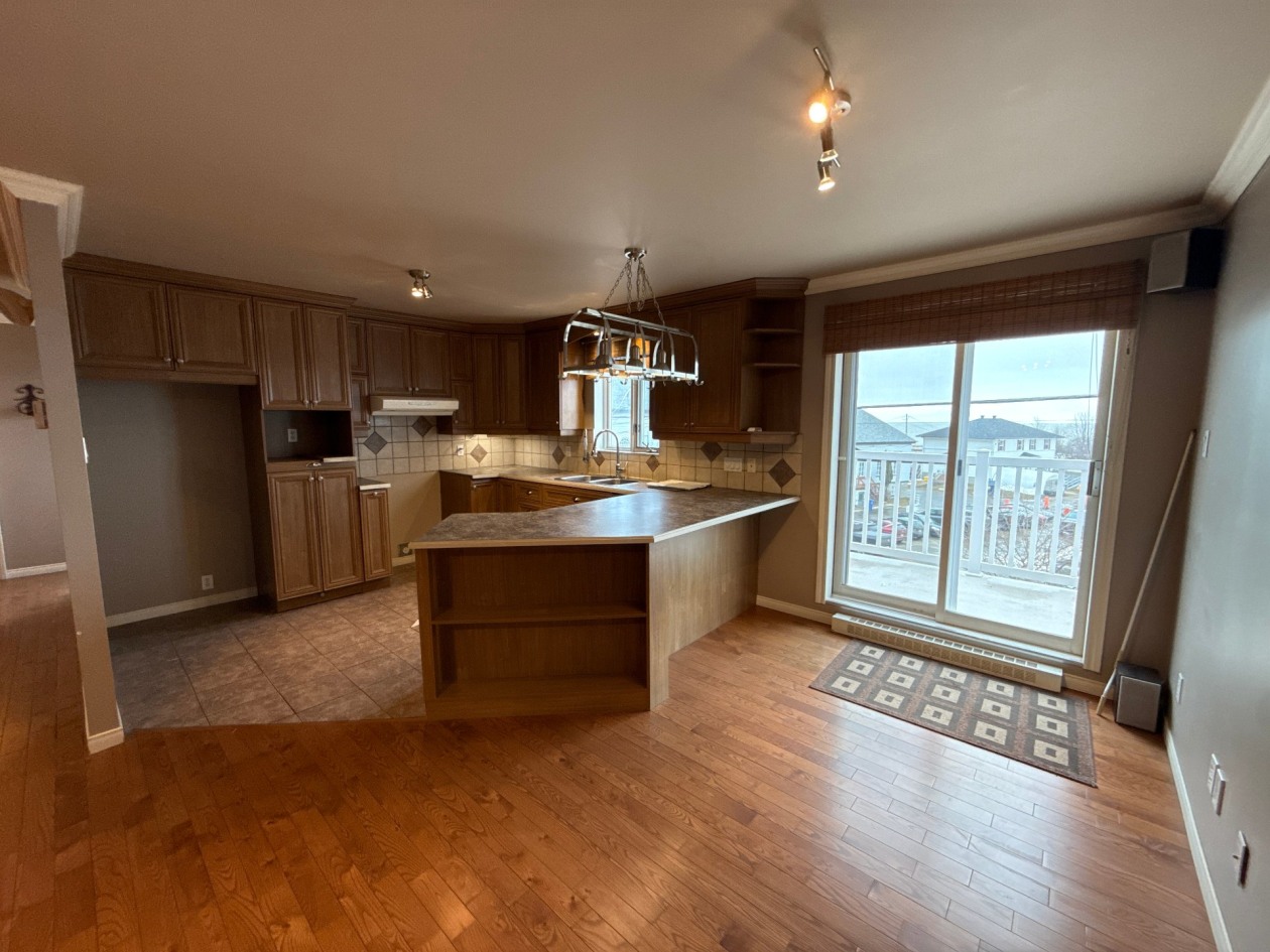 Photo 25 — 962 - 962B Rue Principale, Petite-Rivière-Saint-François