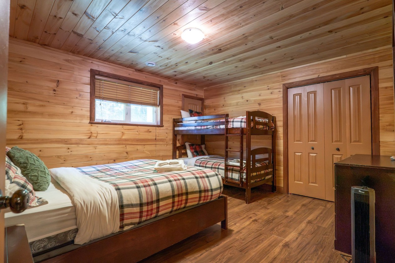 Chambre à coucher — 41 Ch. du Hameau, Petite-Rivière-Saint-François