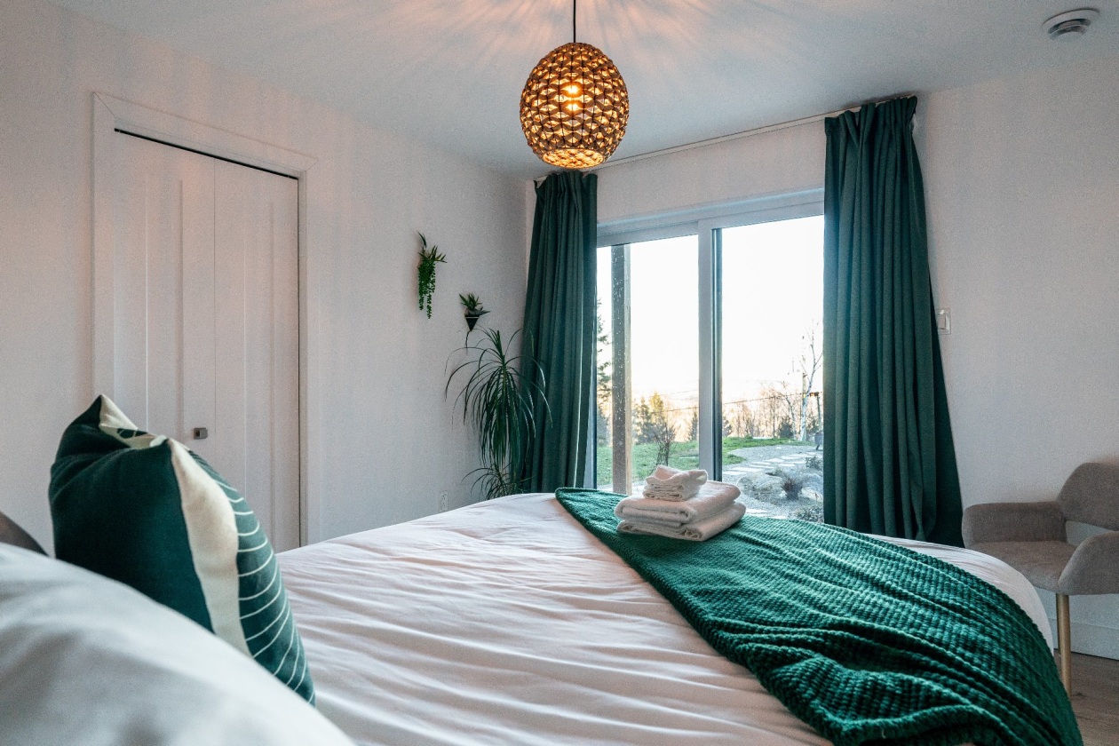 Chambre à coucher — 70 Ch. de la Seigneurie, Les Éboulements