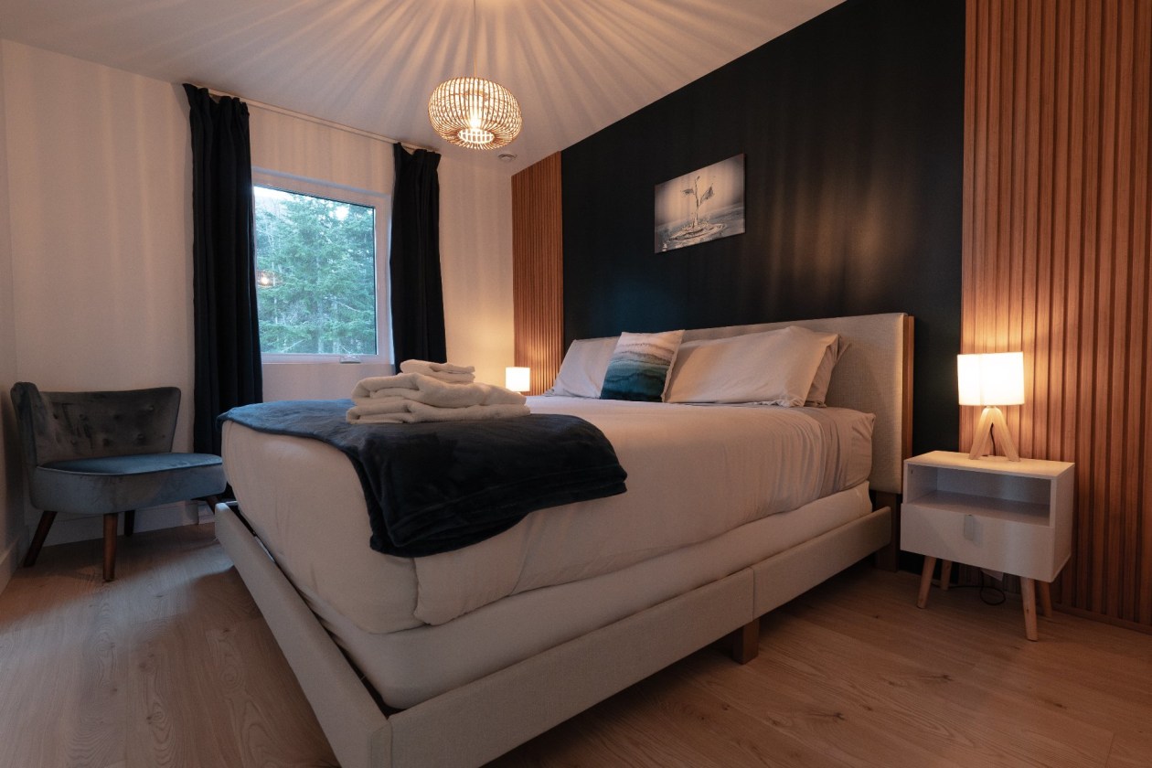 Chambre à coucher principale — 70 Ch. de la Seigneurie, Les Éboulements