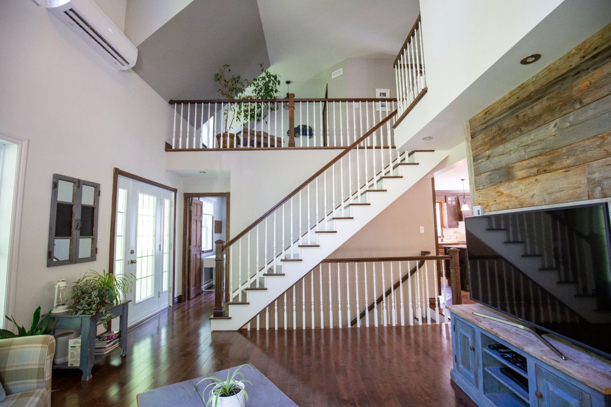 Salon — 6 Rg du Ruisseau-des-Frênes, La Malbaie