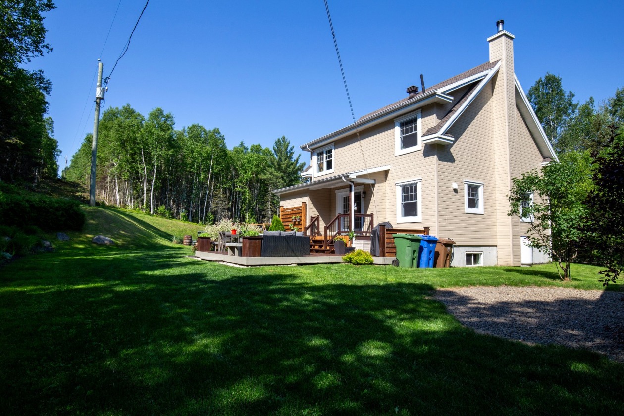 Face arrière — 6 Rg du Ruisseau-des-Frênes, La Malbaie