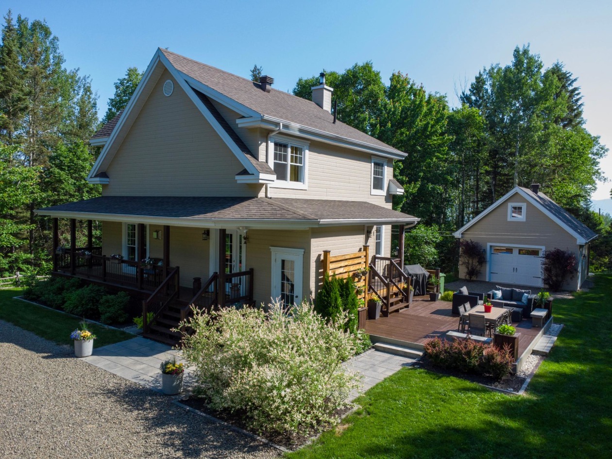 Façade — 6 Rg du Ruisseau-des-Frênes, La Malbaie
