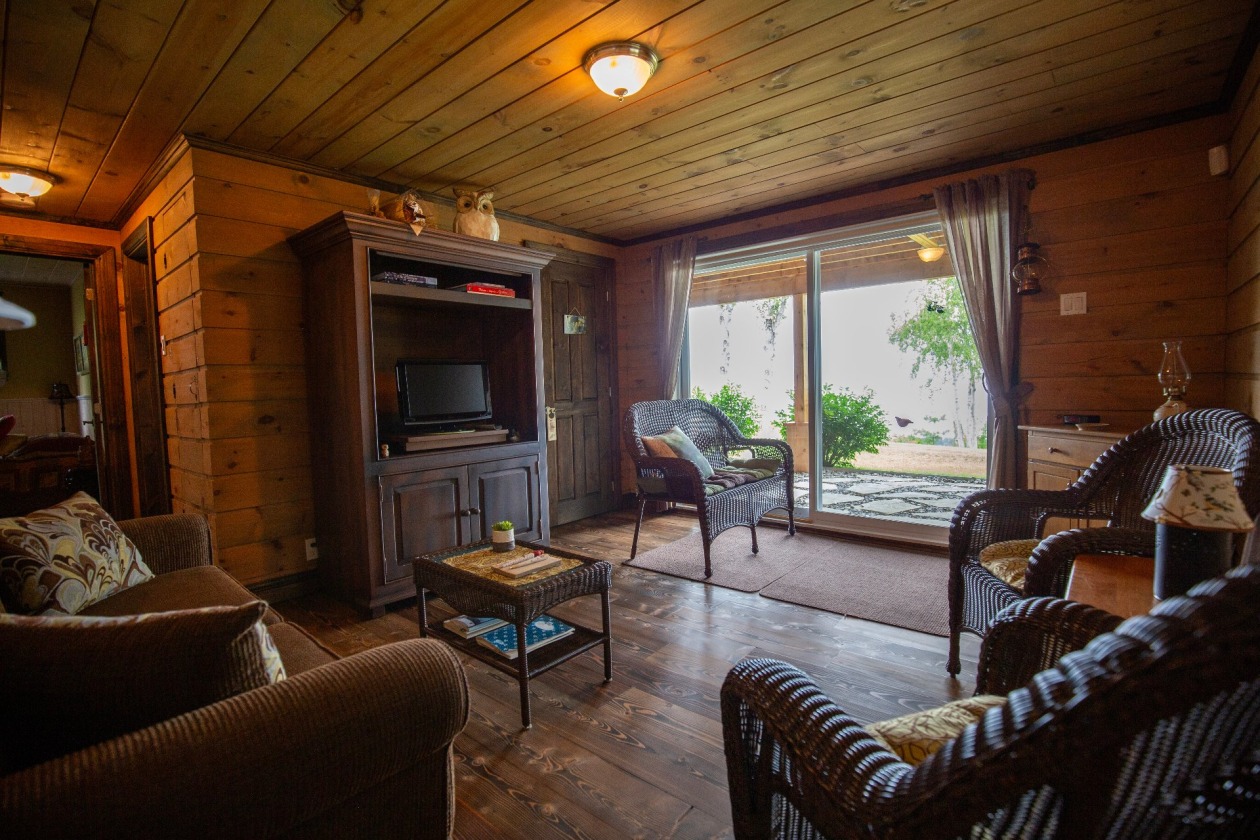 Salle familiale — 646 Côte Godin, Les Éboulements
