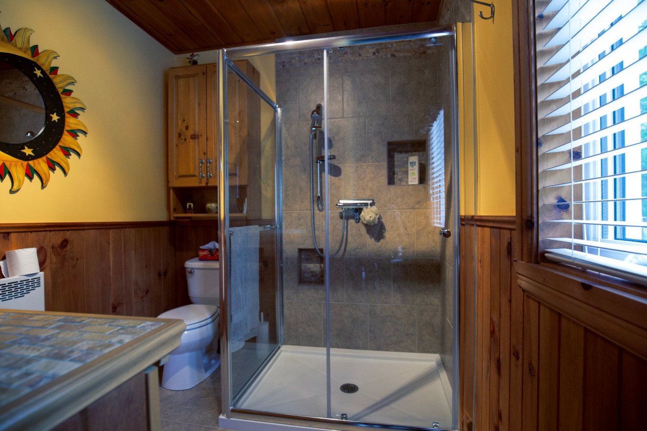 Salle de bains — 646 Côte Godin, Les Éboulements