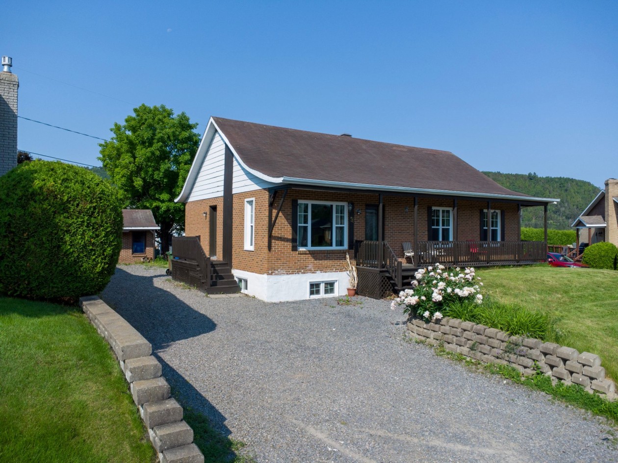 Façade — 52 Rue des Champs, La Malbaie