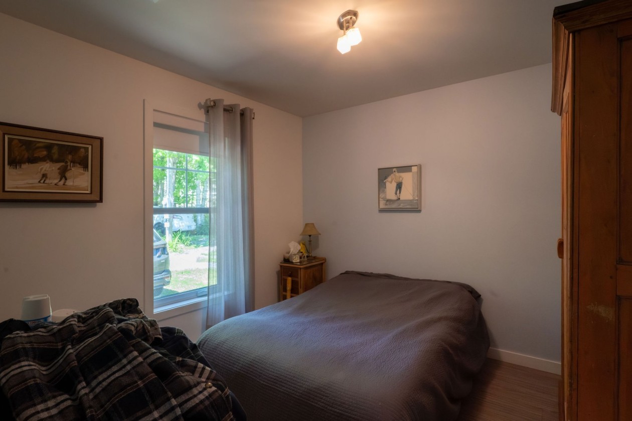 Chambre à coucher — 495-1Z - 495-33Z, Petite-Rivière-Saint-François