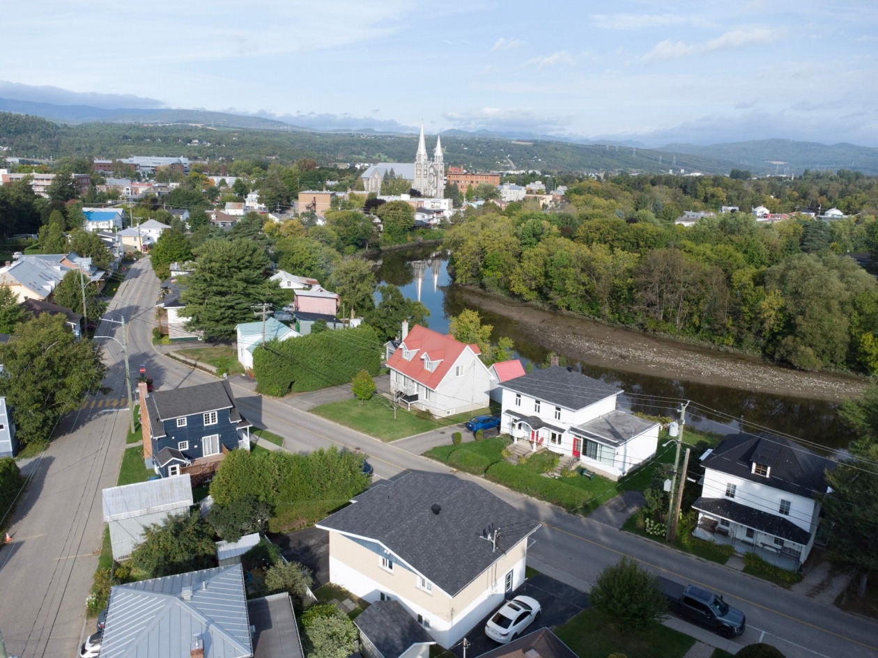 Photo aérienne — 70 - 72 Rue Ste-Anne, Baie-Saint-Paul