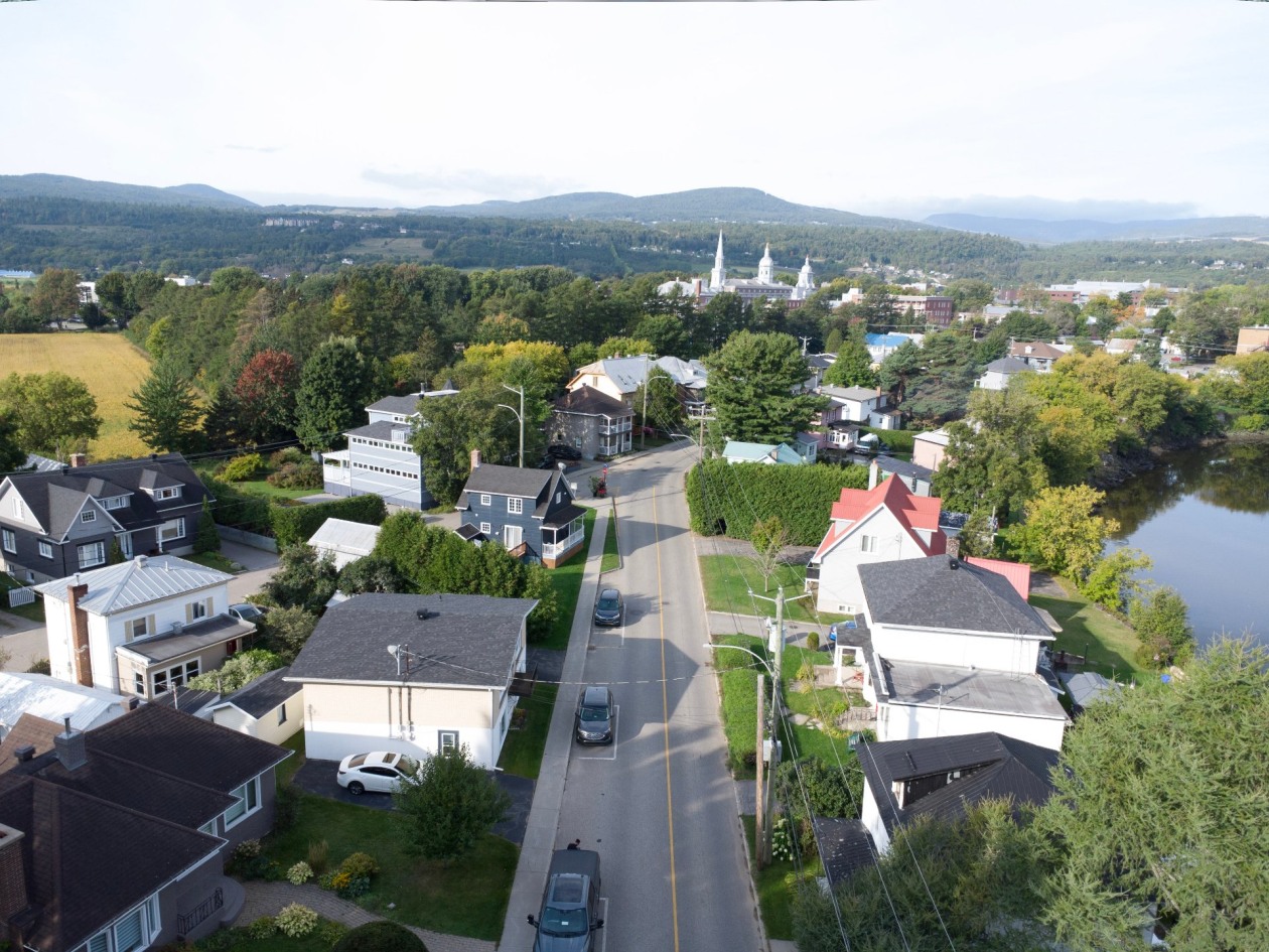 Photo aérienne — 70 - 72 Rue Ste-Anne, Baie-Saint-Paul