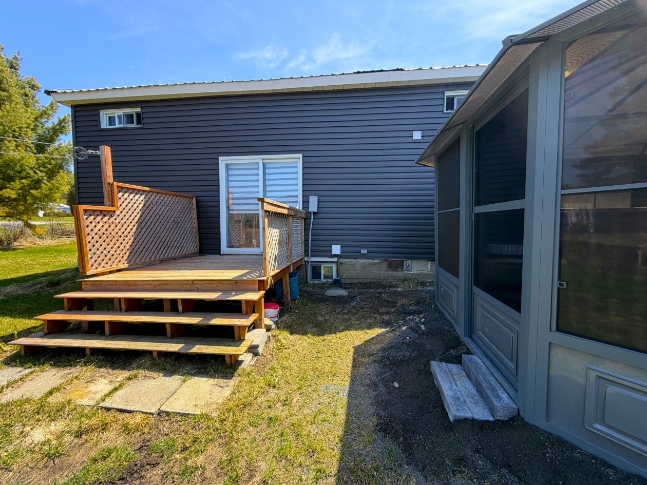 Face arrière — 543 Ch. des Loisirs, La Malbaie
