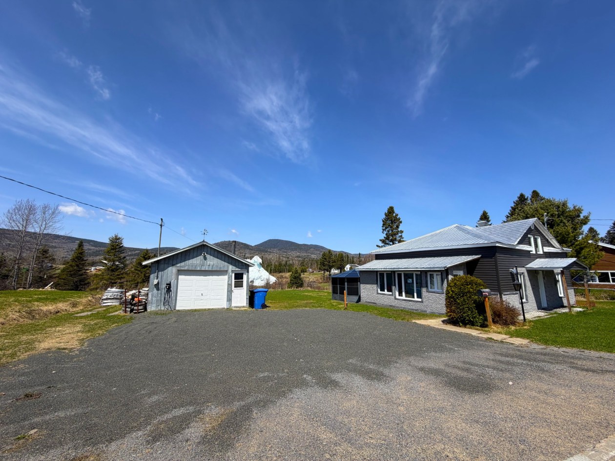Façade — 543 Ch. des Loisirs, La Malbaie
