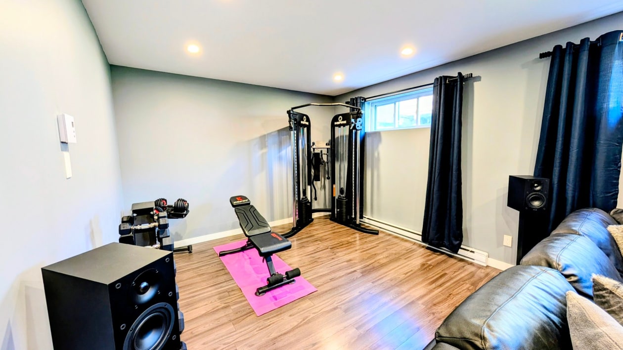 Salle familiale — 171 Rue de Lucerne, Sainte-Brigitte-de-Laval