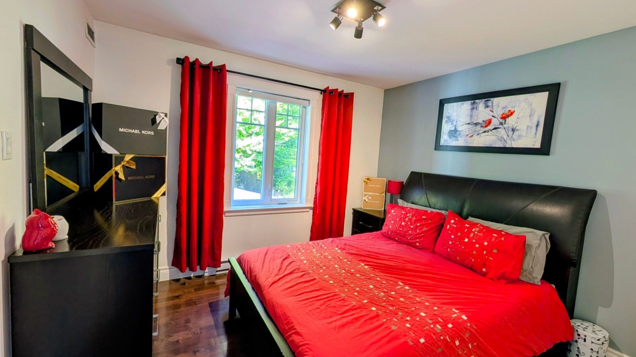 Chambre à coucher — 171 Rue de Lucerne, Sainte-Brigitte-de-Laval