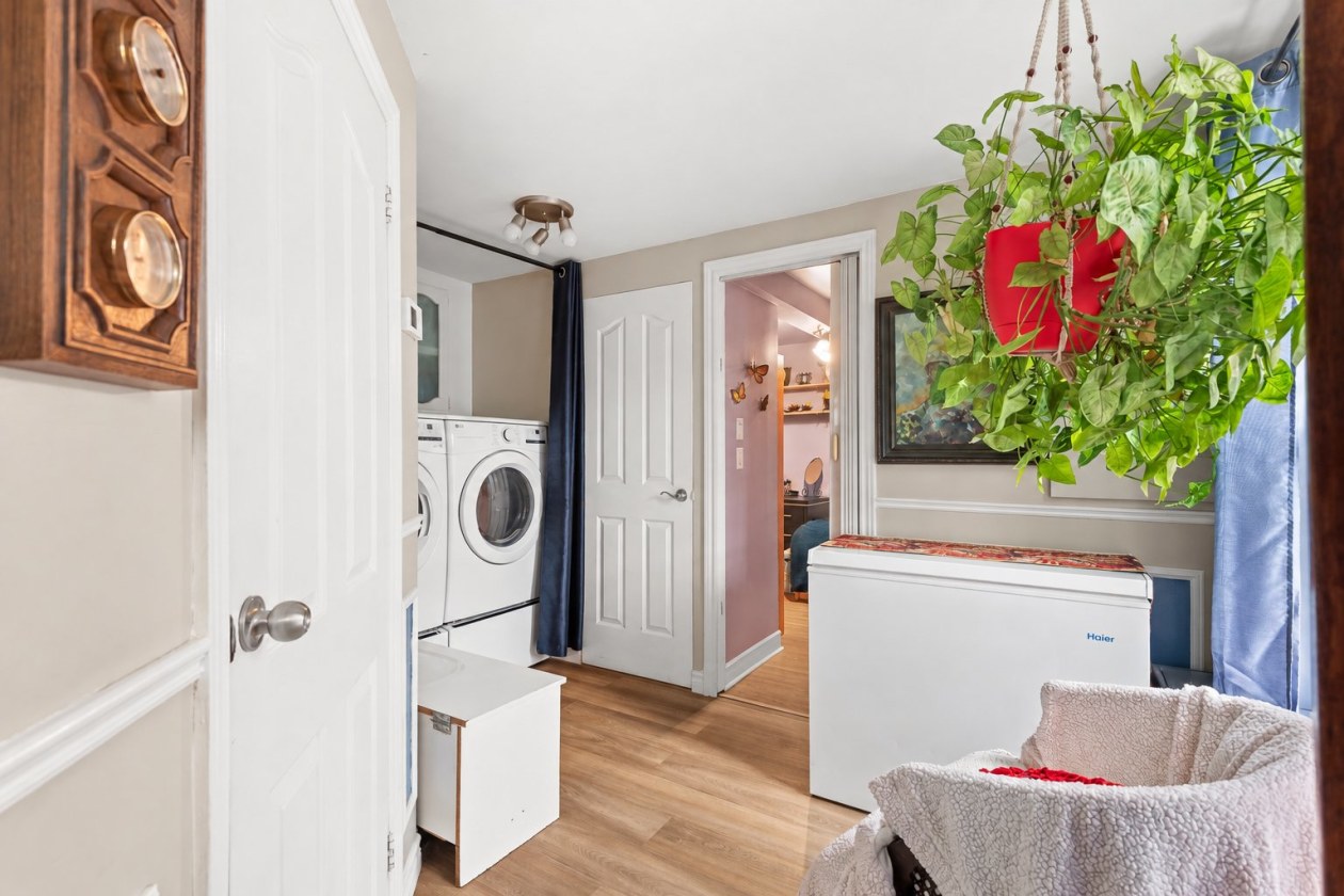 Corridor — 3950 Boul. Sir-Wilfrid-Laurier, Longueuil