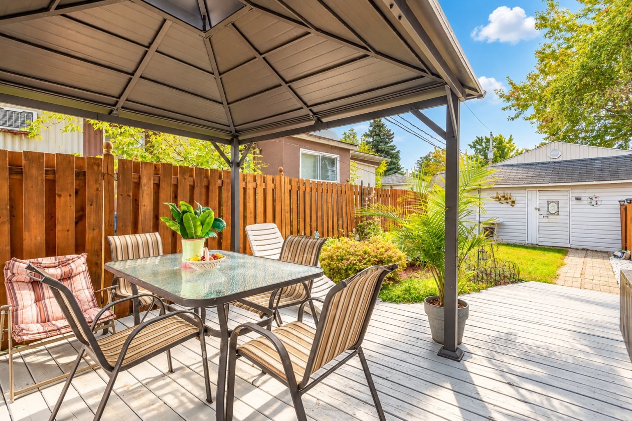 Terrasse — 3950 Boul. Sir-Wilfrid-Laurier, Longueuil