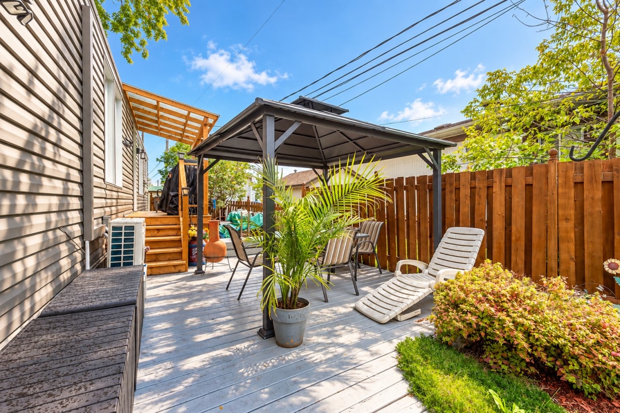 Terrasse — 3950 Boul. Sir-Wilfrid-Laurier, Longueuil