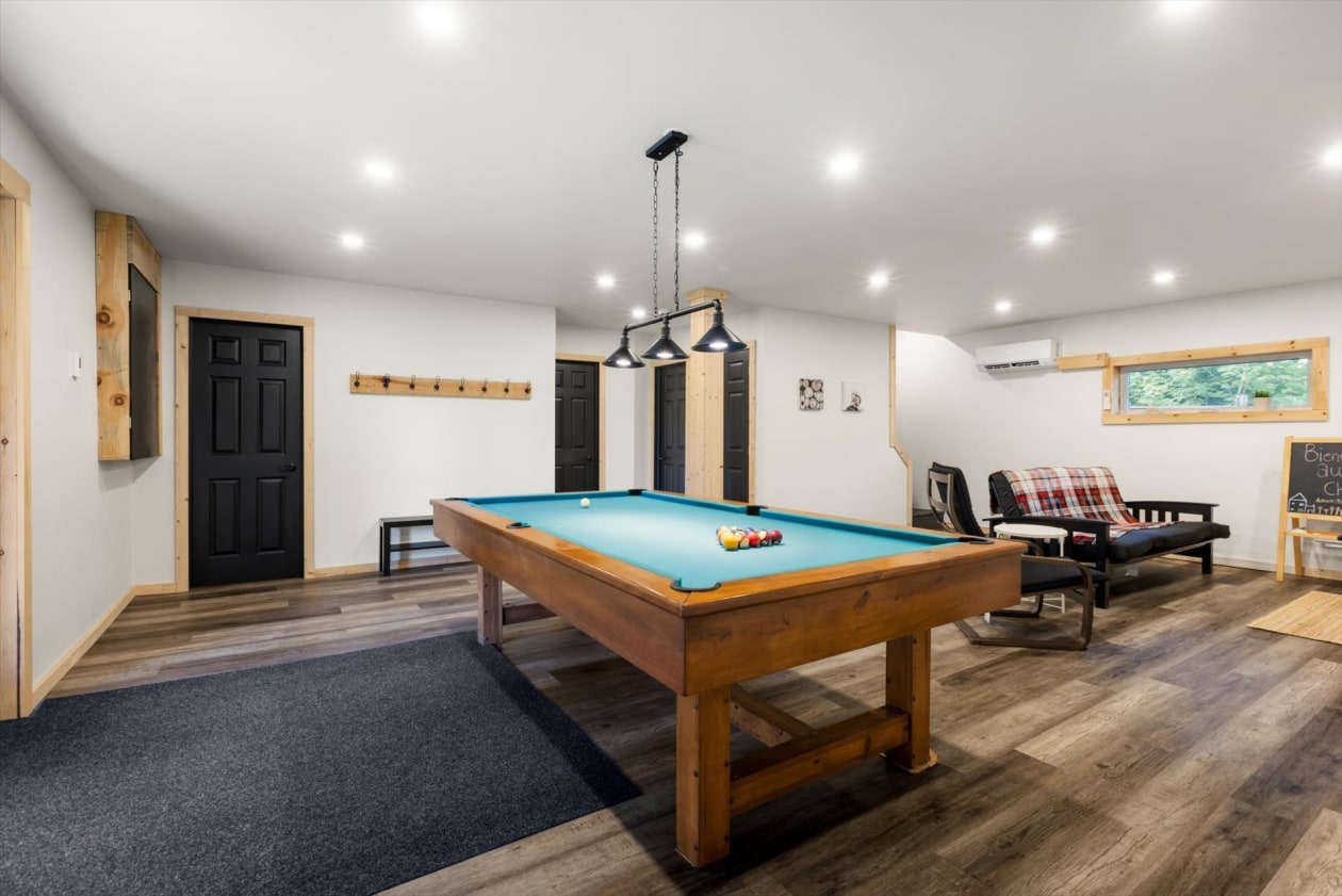 Salle de jeux — 4147 Route 155, Trois-Rives