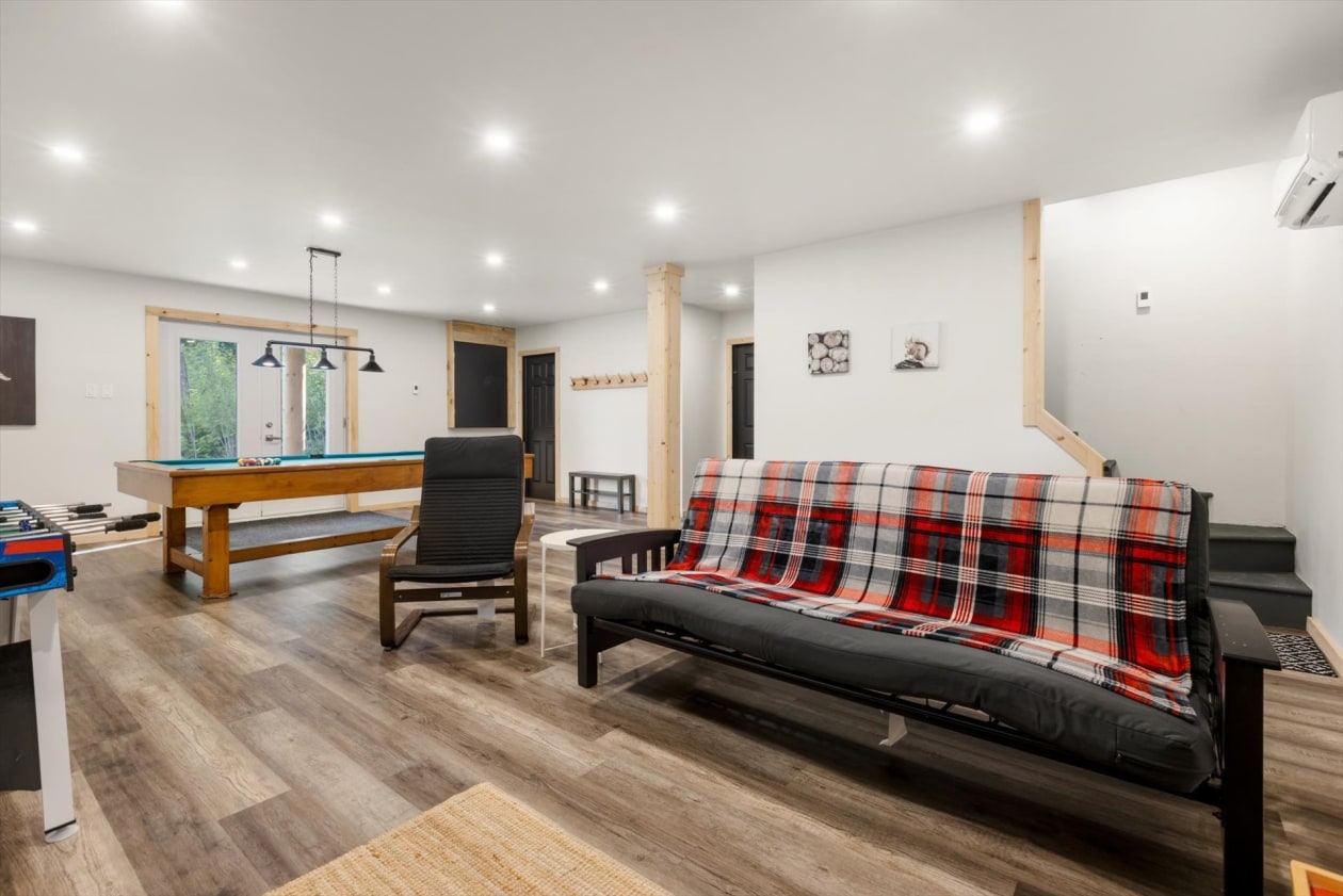 Salle familiale — 4147 Route 155, Trois-Rives