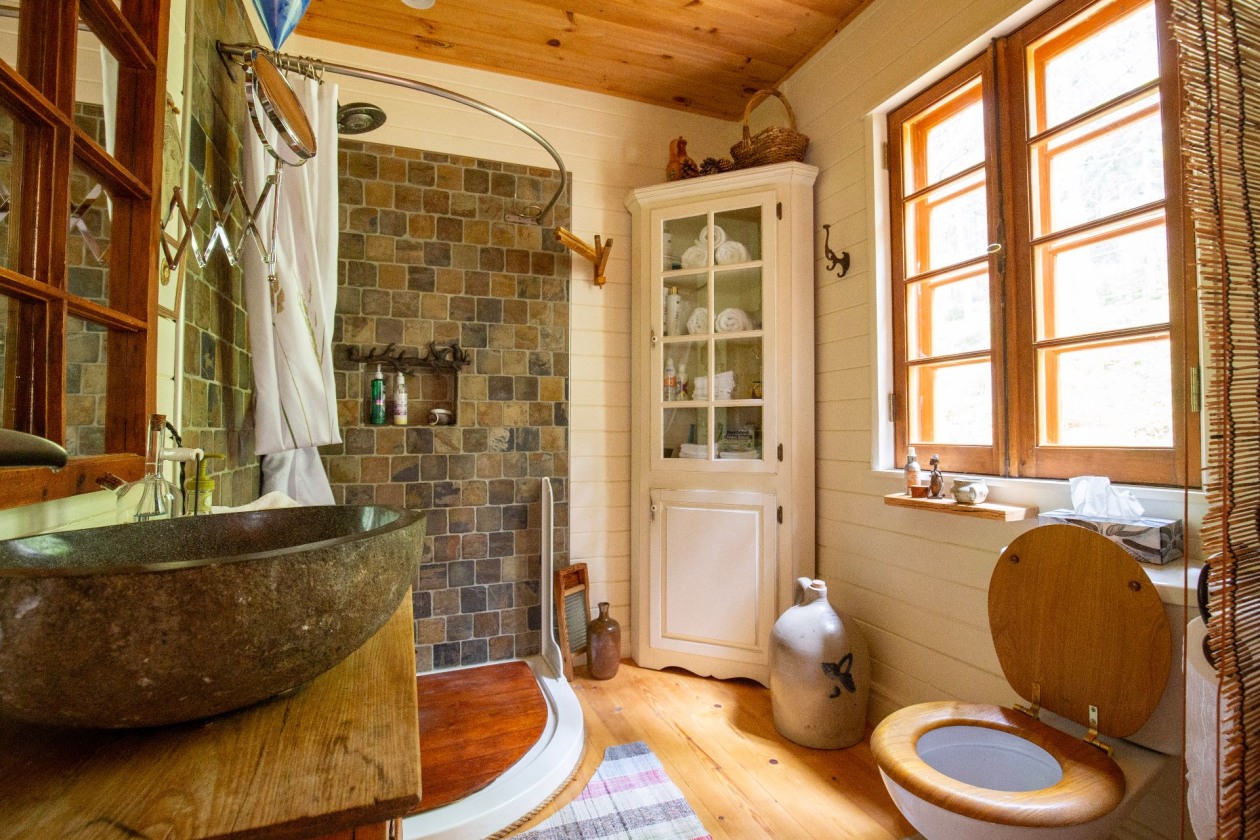 Salle de bains — 163 6e Rang, Saint-Hilarion