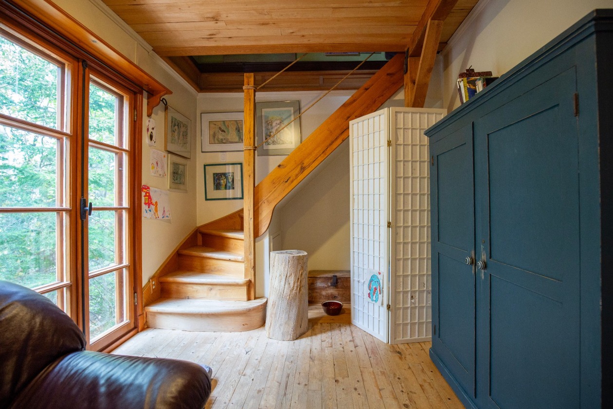 Escalier — 163 6e Rang, Saint-Hilarion