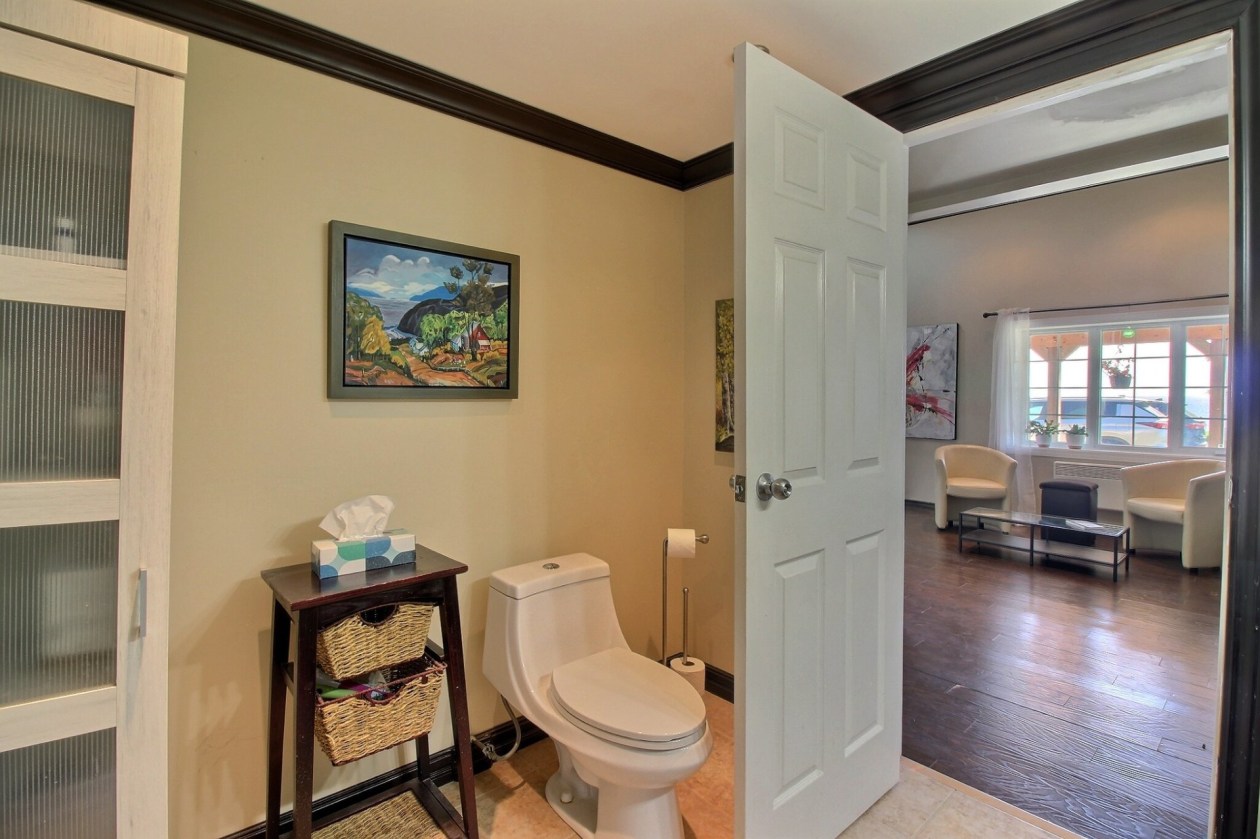 Salle de bains — 358 Boul. Pabos, Chandler