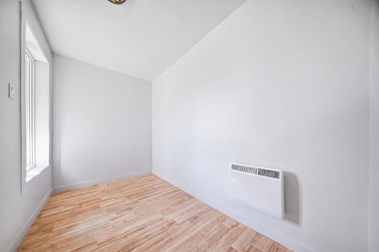 Logement — 15 - 15C Rue St-Jean-Baptiste, L'Anse-Saint-Jean