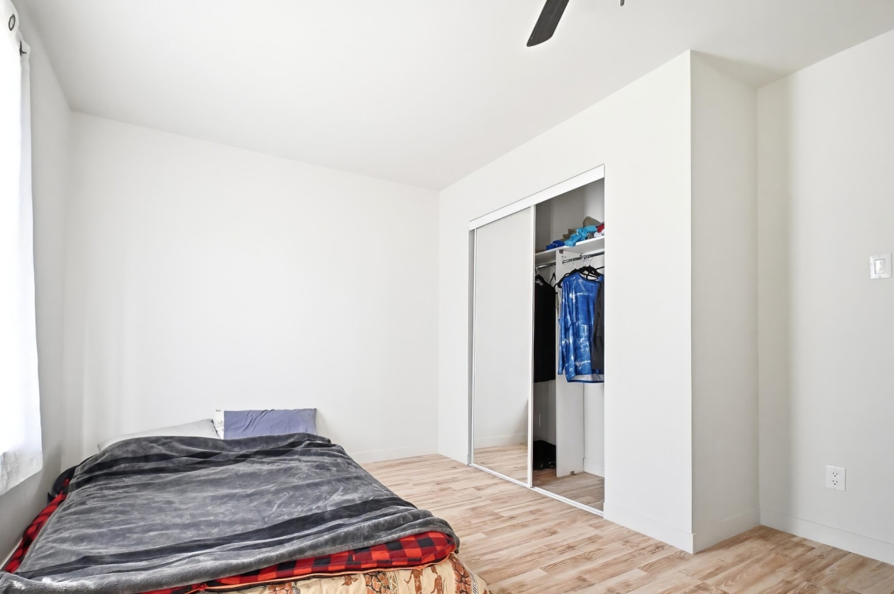 Logement — 15 - 15C Rue St-Jean-Baptiste, L'Anse-Saint-Jean