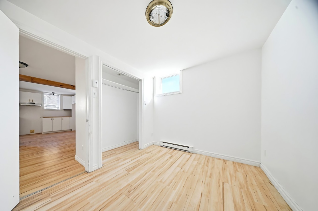 Logement — 15 - 15C Rue St-Jean-Baptiste, L'Anse-Saint-Jean