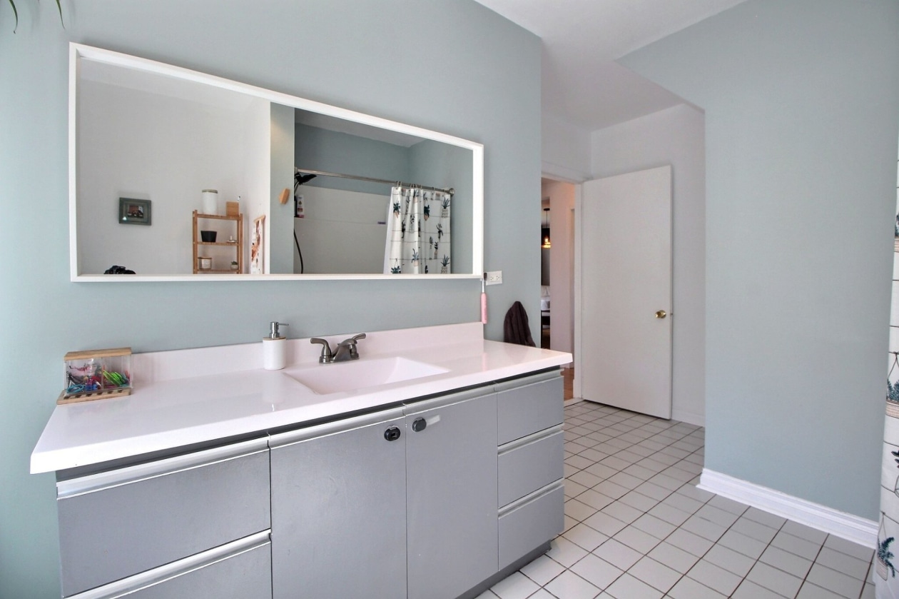 Salle de bains — 175 Rue du Site-Perreault, Shawinigan