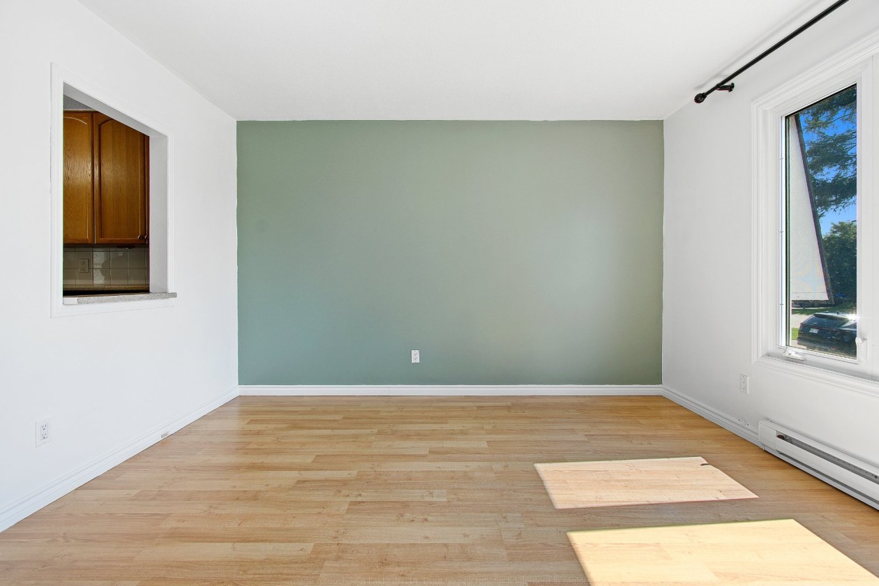Salon — 65 Rue de Turin, Gatineau