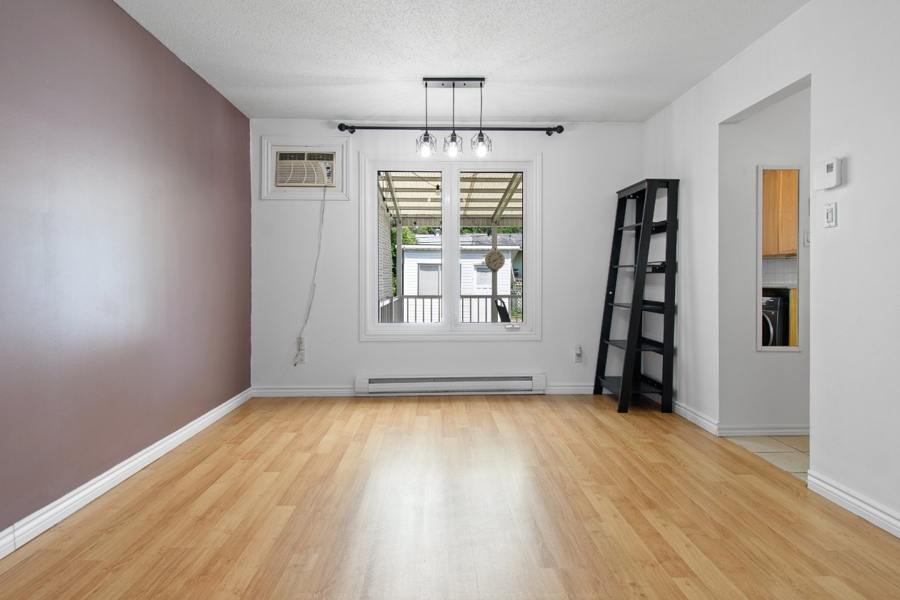Salle à manger — 65 Rue de Turin, Gatineau