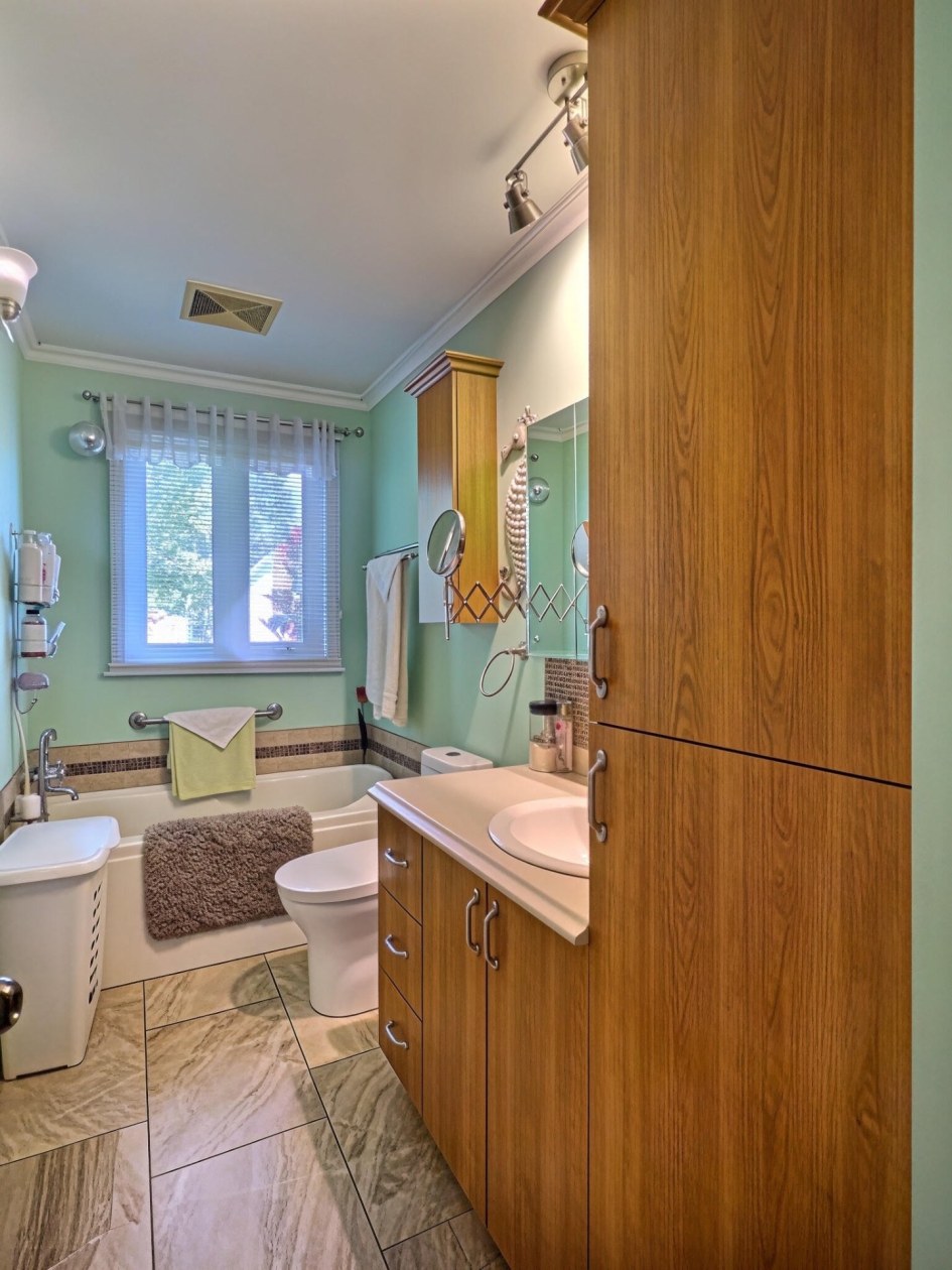 Salle de bains — 6005 Rue Lacoursière, Trois-Rivières