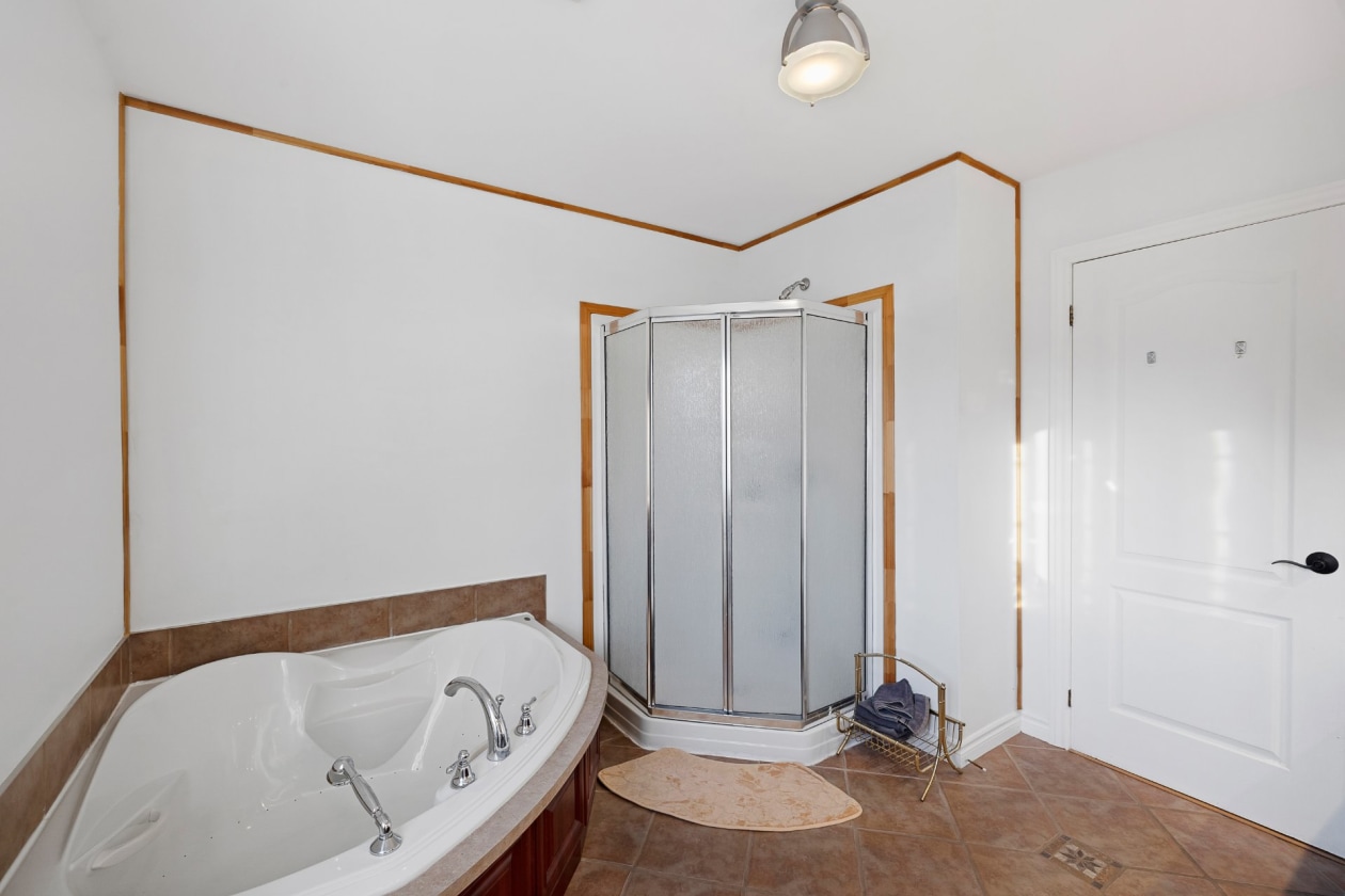 Salle de bains — 3445 Rue Lefort, Trois-Rivières