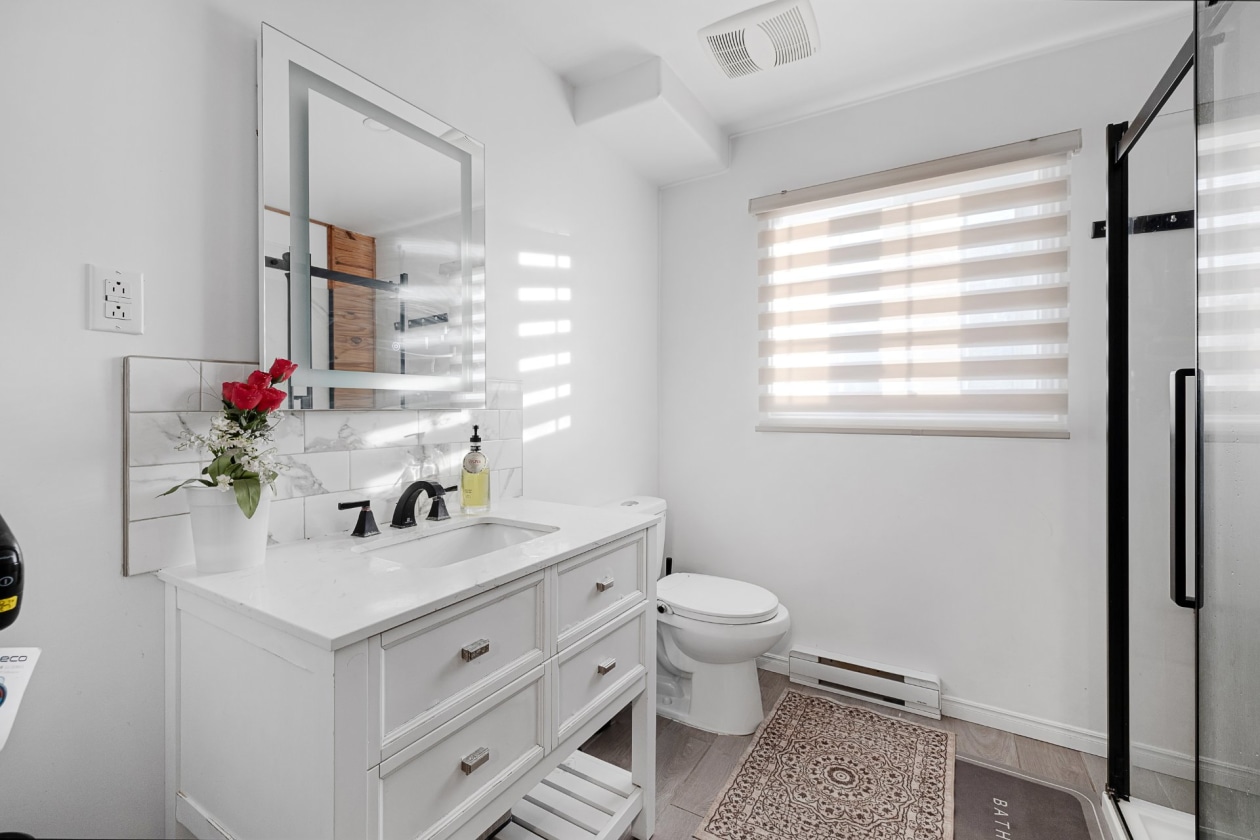 Salle de bains — 3445 Rue Lefort, Trois-Rivières